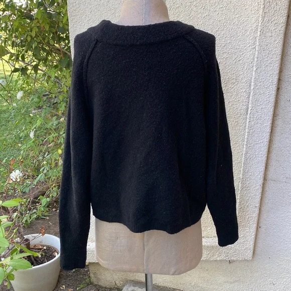 Free People from Bloomingdale’s called “Found my Friend” great pullover sweater - Picture 6 of 10
